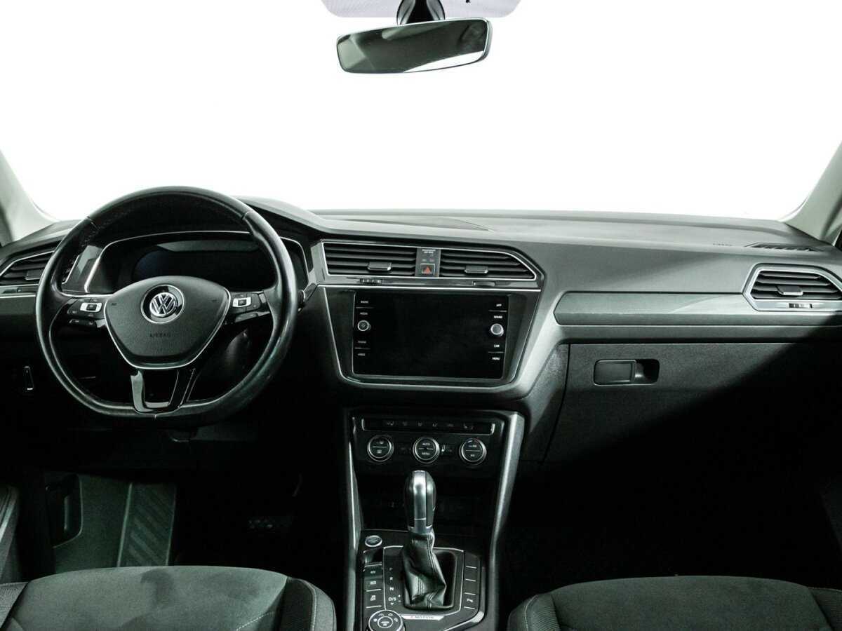 Volkswagen Tiguan с пробегом — 2017 год. Фото: #11