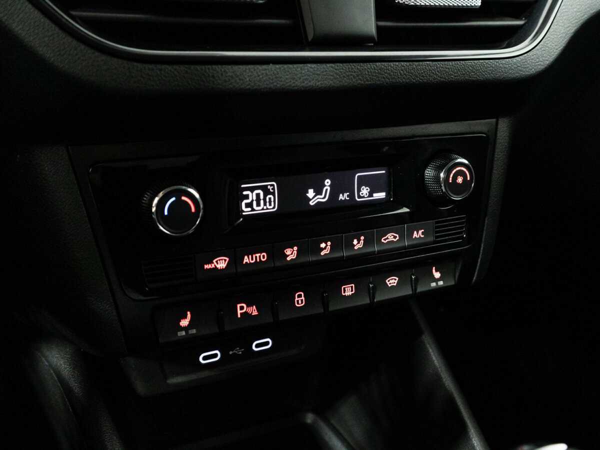 Volkswagen Polo с пробегом — 2021 год. Фото: #17