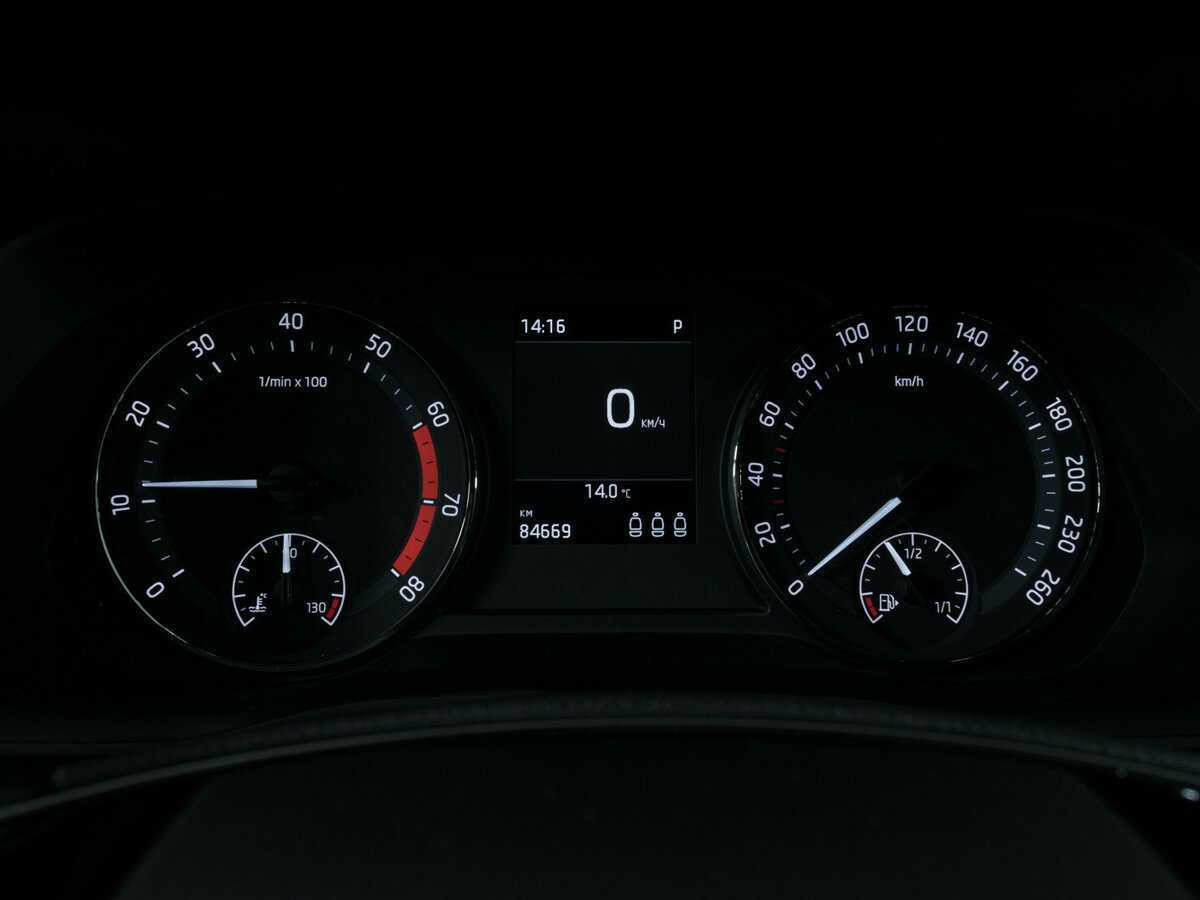 Skoda Octavia с пробегом — 2020 год. Фото: #10