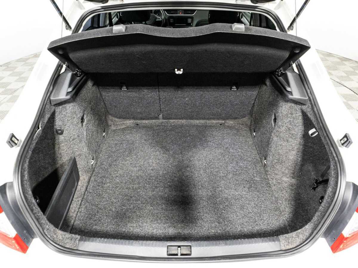 Skoda Octavia с пробегом — 2014 год. Фото: #14