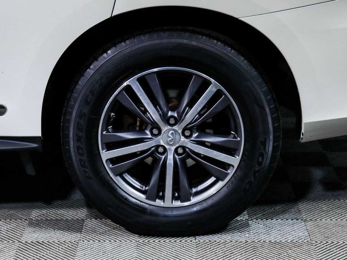 Infiniti QX60 с пробегом — 2016 год. Фото: #14