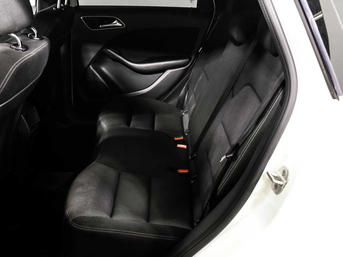 Mercedes-Benz B-Класс с пробегом — 2013 год. Фото: #12