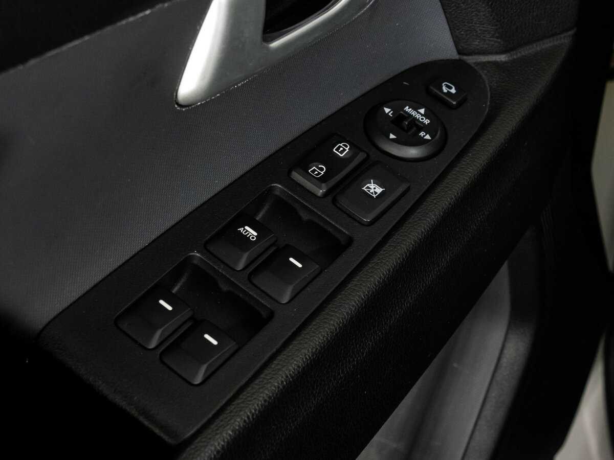 Kia Sportage с пробегом — 2015 год. Фото: #13