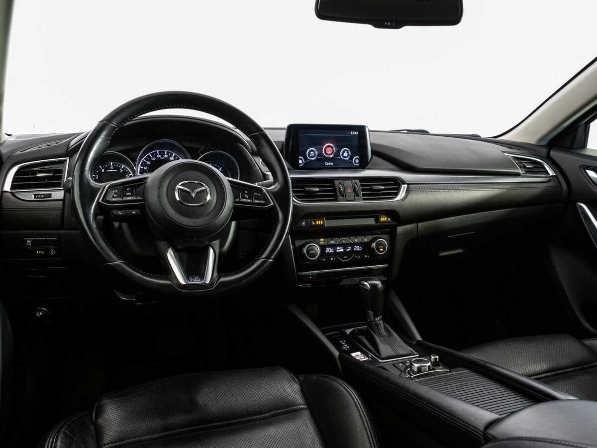 Mazda 6 с пробегом — 2017 год. Фото: #9
