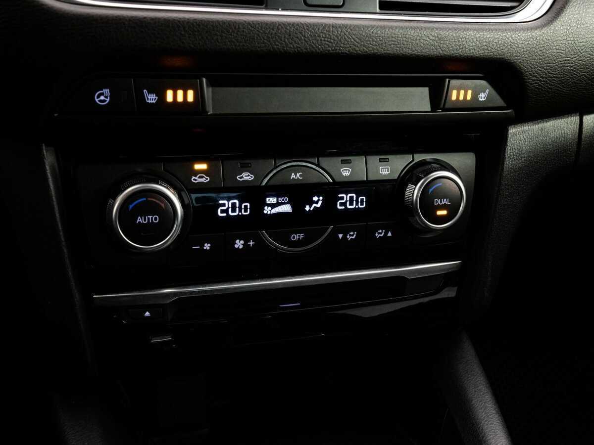 Mazda 6 с пробегом — 2017 год. Фото: #17