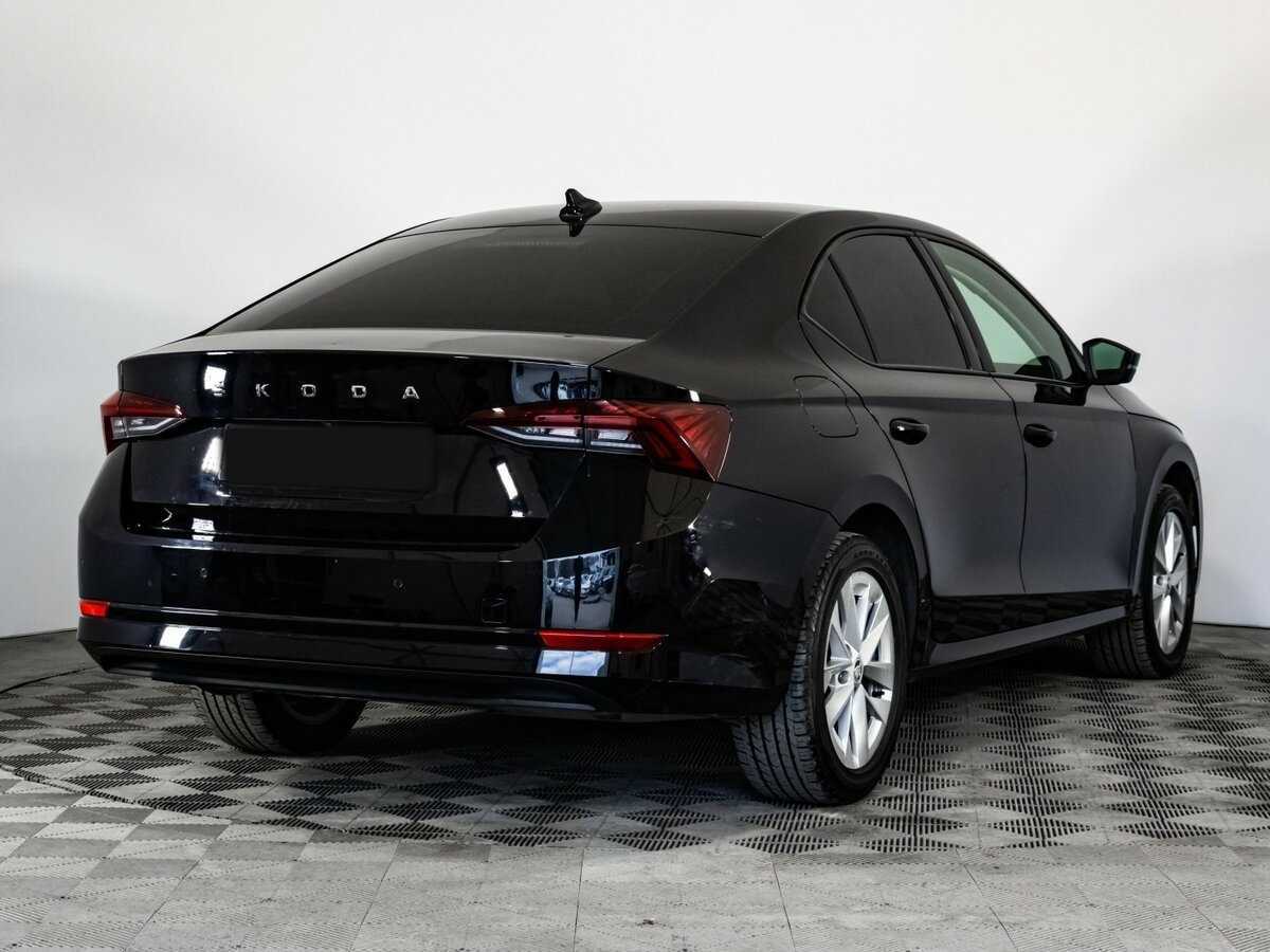Skoda Octavia с пробегом — 2021 год. Фото: #3