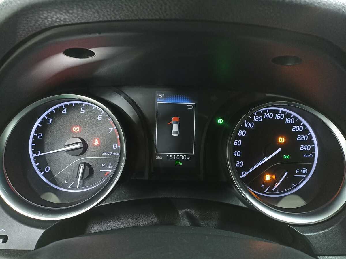 Toyota Camry с пробегом — 2019 год. Фото: #12