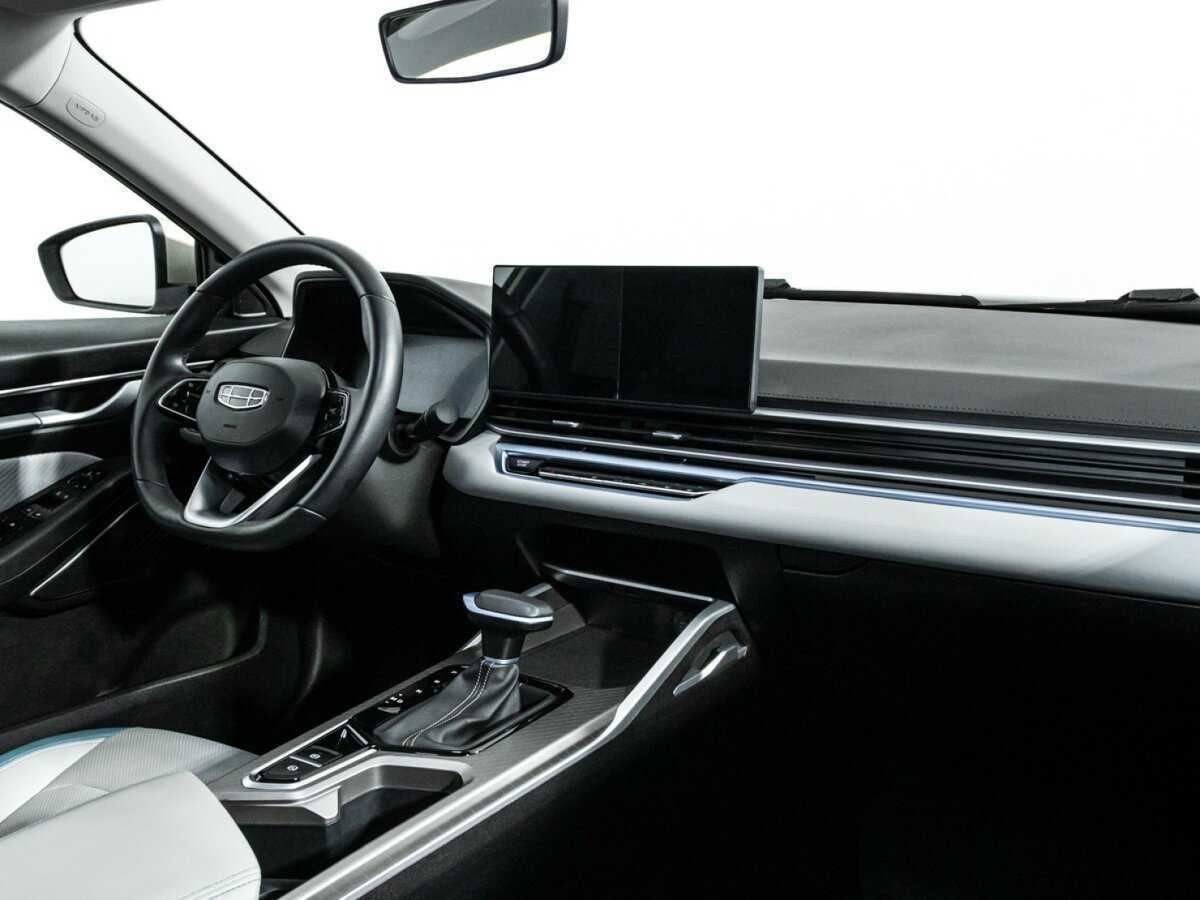 Geely Emgrand с пробегом — 2023 год. Фото: #8