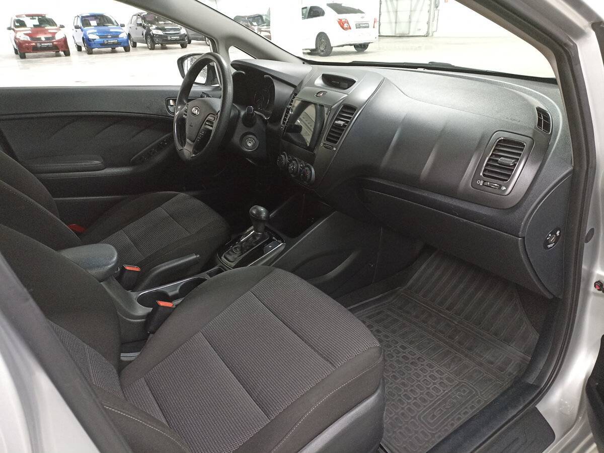Kia Cerato с пробегом — 2018 год. Фото: #10