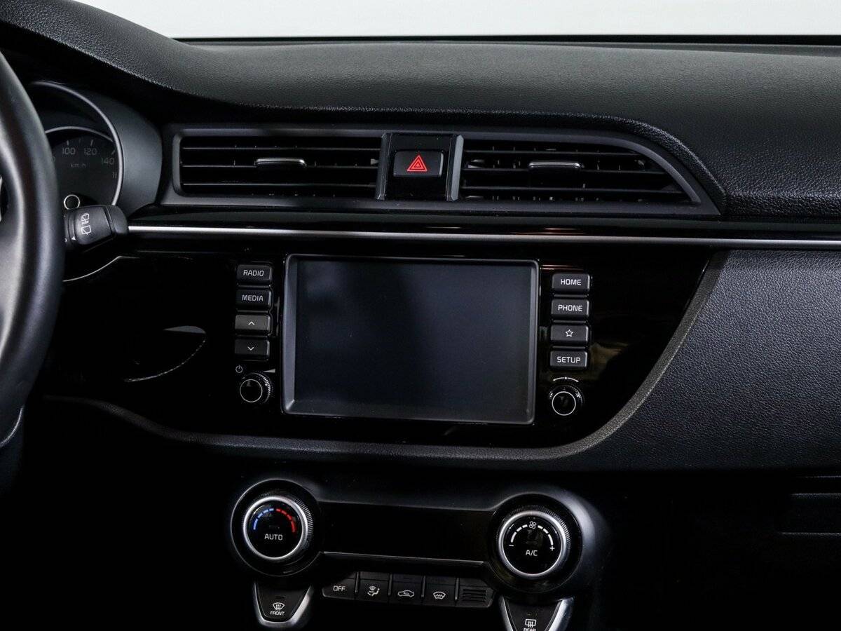 Kia Rio с пробегом — 2020 год. Фото: #12