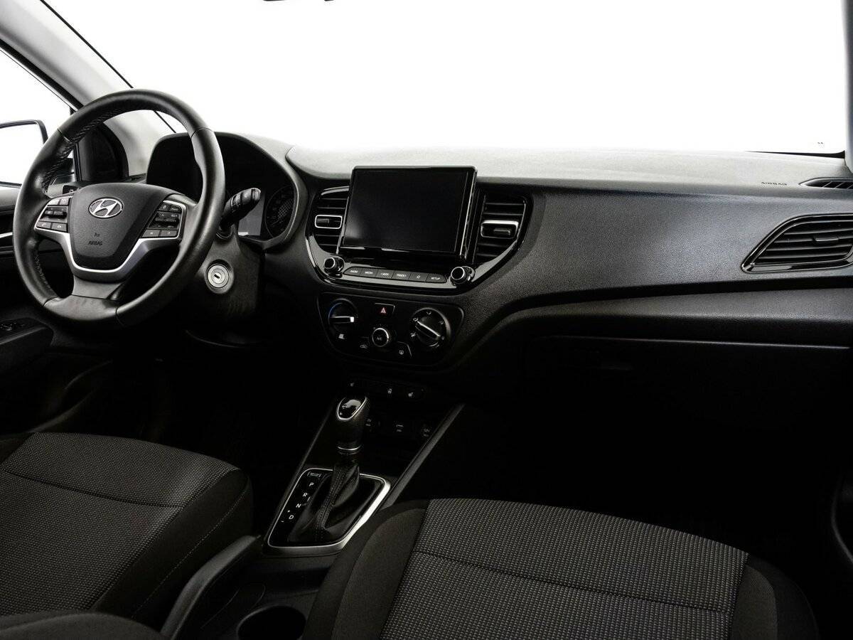 Hyundai Solaris с пробегом — 2021 год. Фото: #6