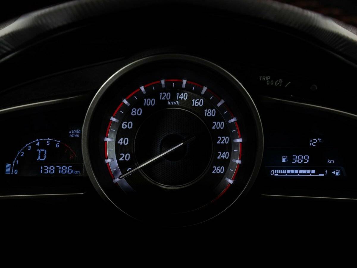 Mazda 3 с пробегом — 2013 год. Фото: #17