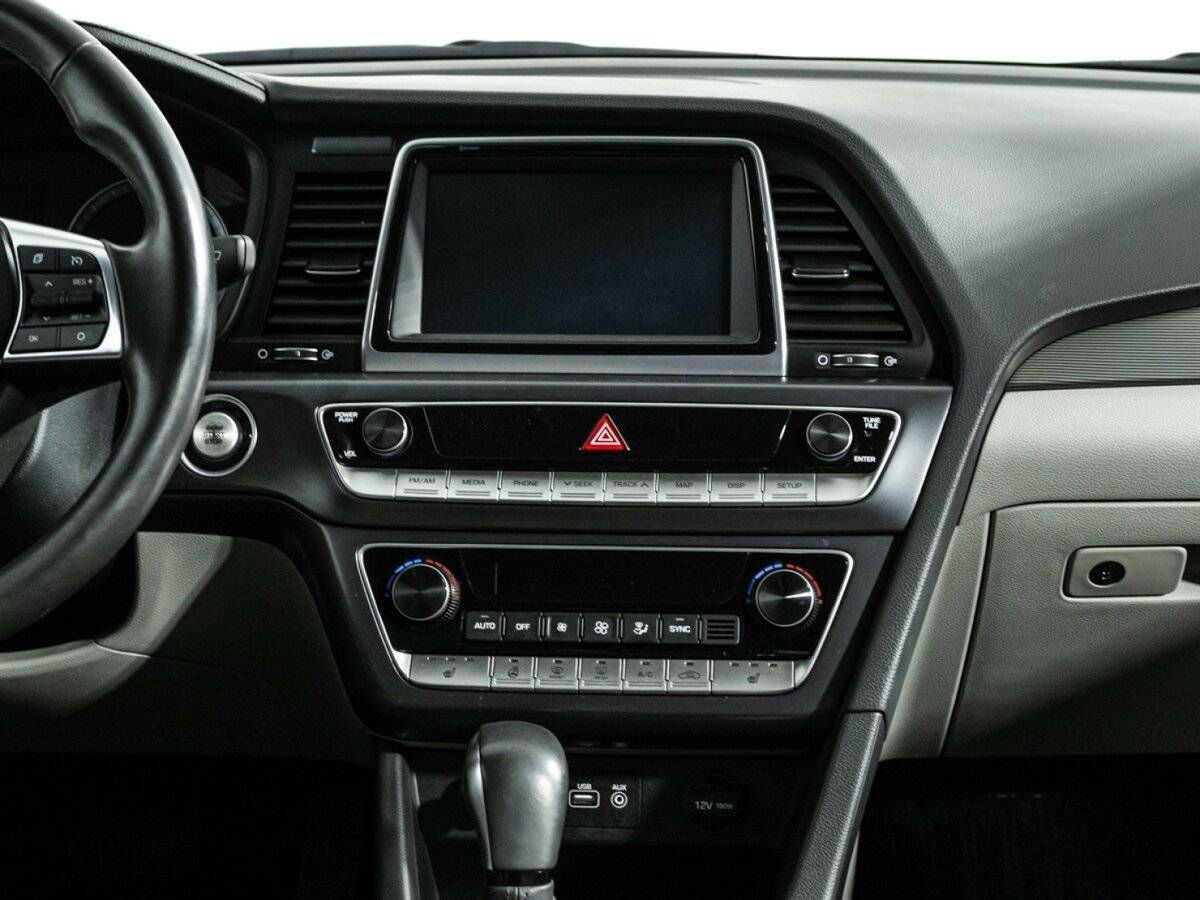 Hyundai Sonata с пробегом — 2018 год. Фото: #13