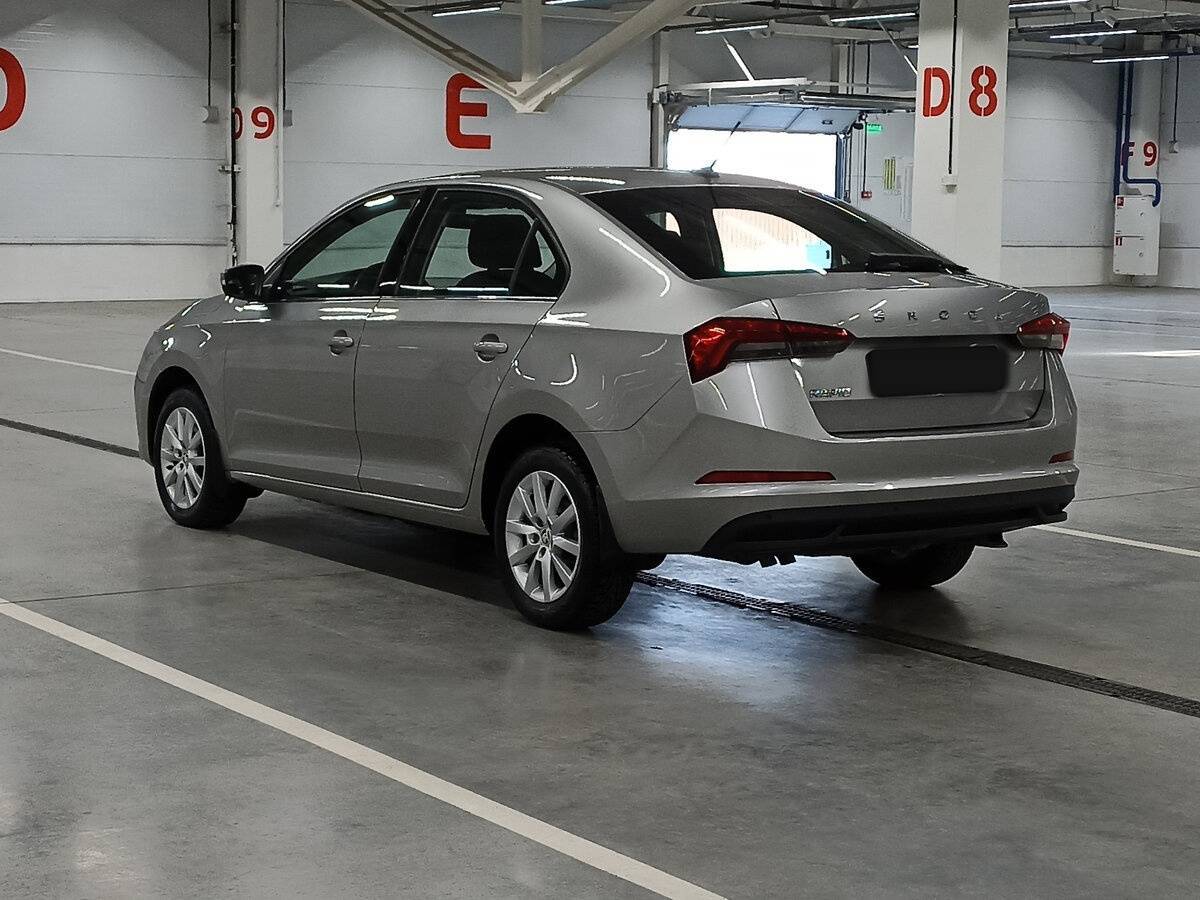Skoda Rapid с пробегом — 2020 год. Фото: #6