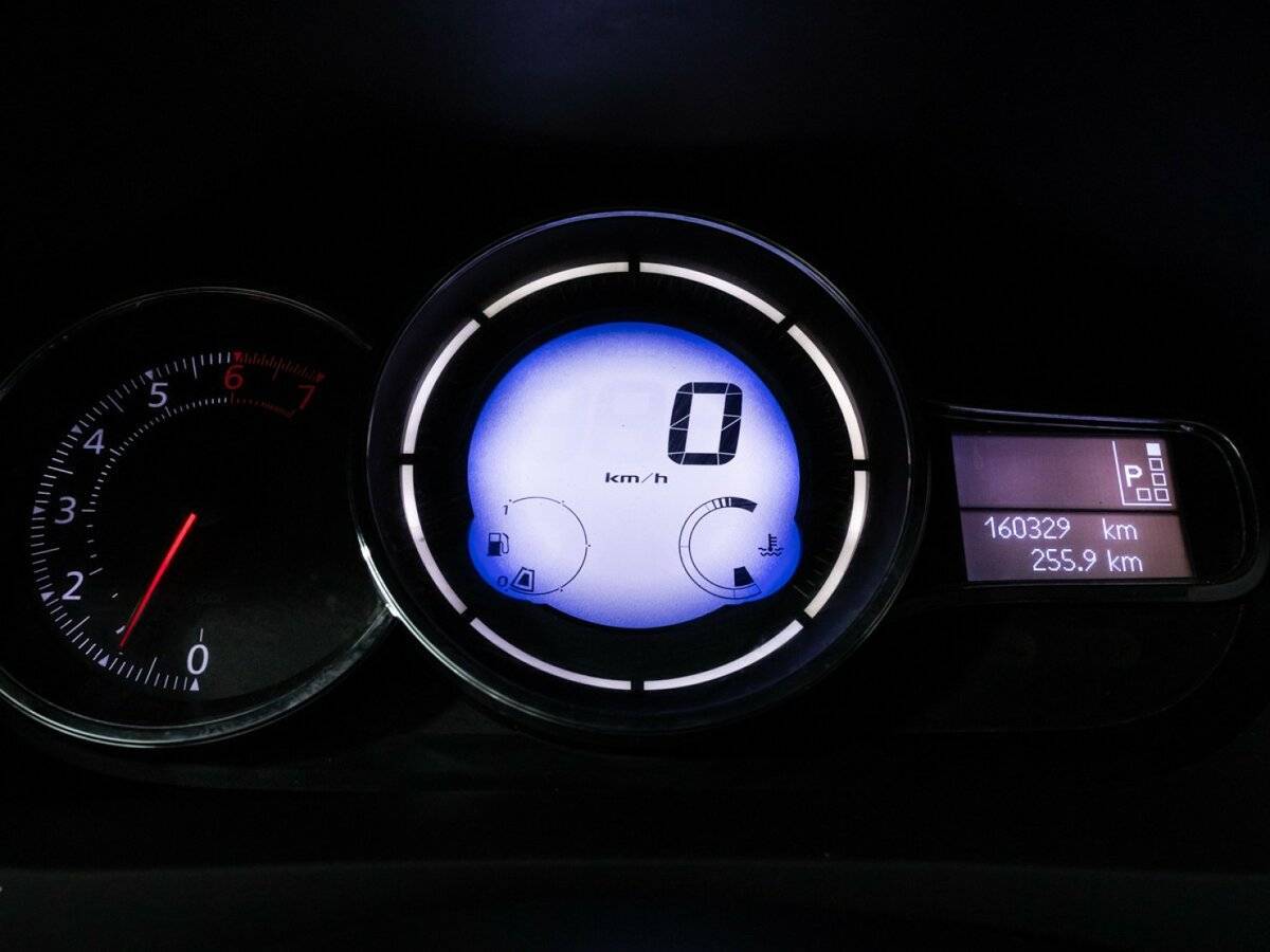 Renault Megane с пробегом — 2013 год. Фото: #11