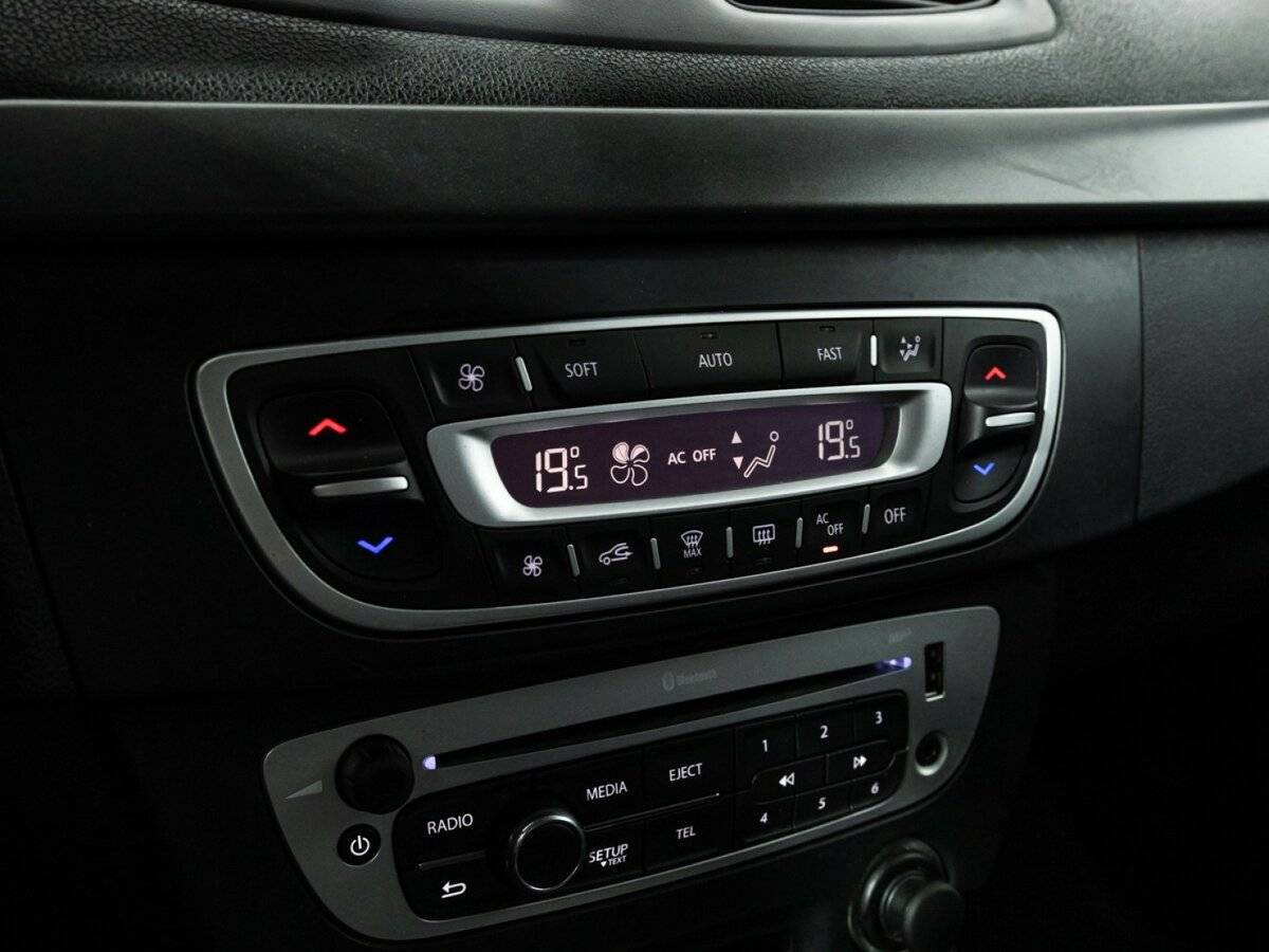 Renault Megane с пробегом — 2013 год. Фото: #15