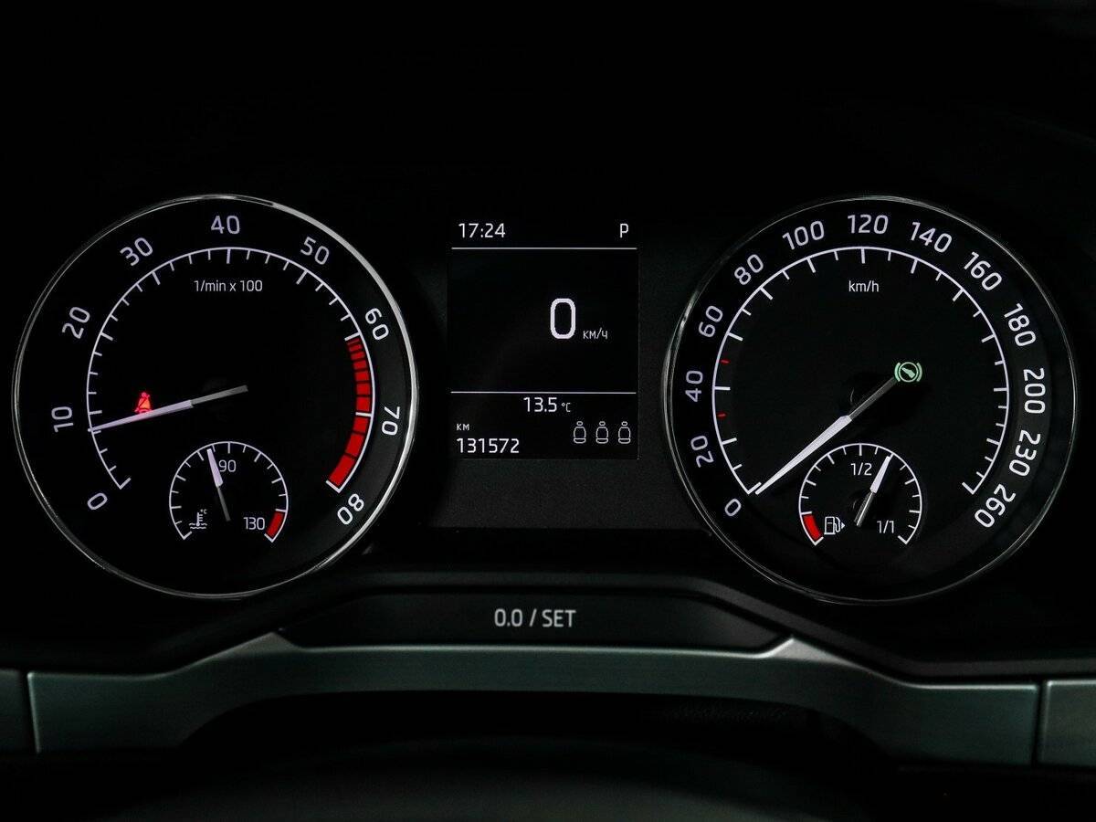 Skoda Superb с пробегом — 2017 год. Фото: #7