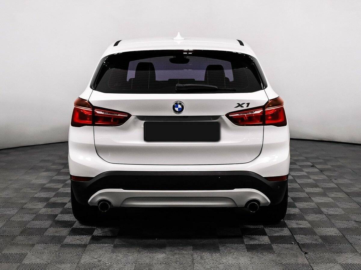 BMW X1 с пробегом — 2016 год. Фото: #5