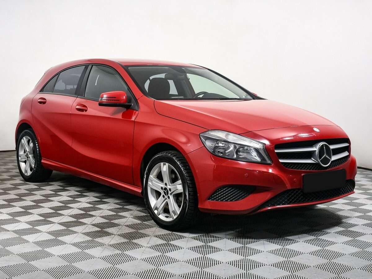 Mercedes-Benz A-Класс с пробегом — 2013 год. Фото: #2