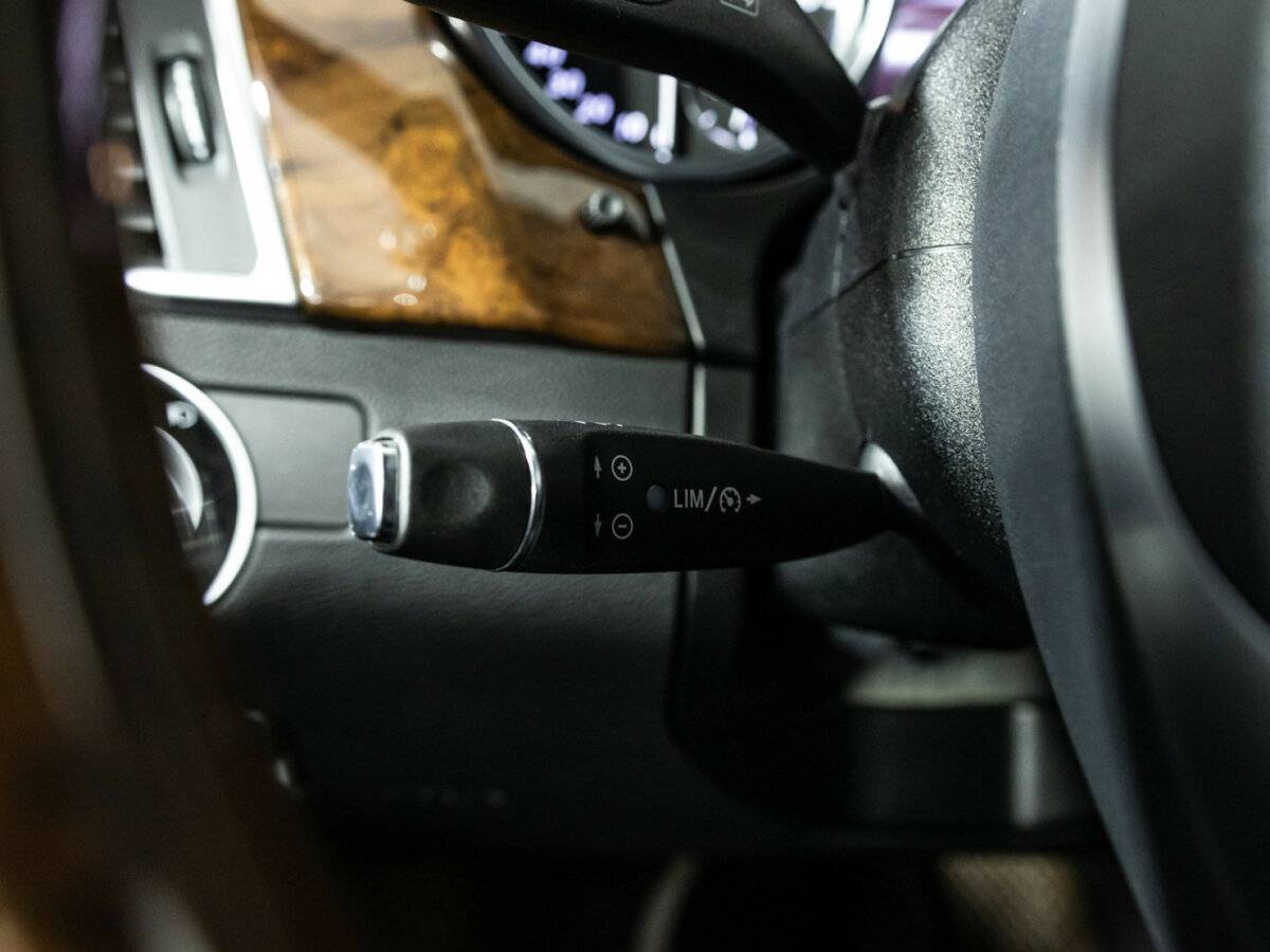 Mercedes-Benz M-Класс с пробегом — 2012 год. Фото: #23