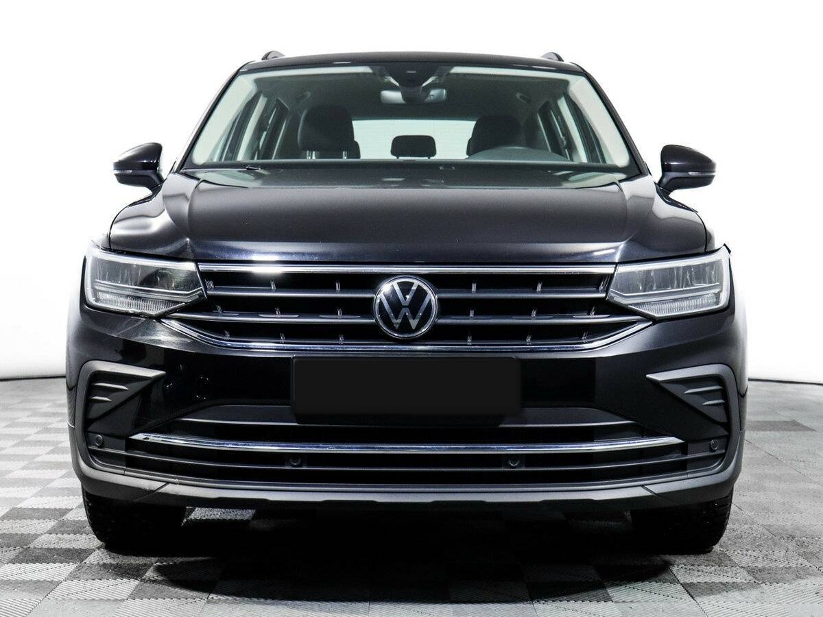 Volkswagen Tiguan с пробегом — 2021 год. Фото: #1