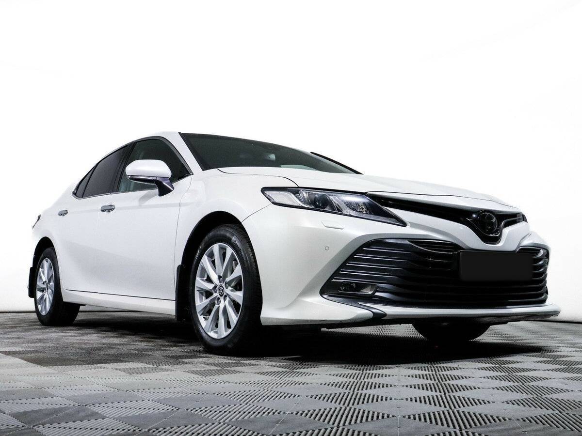 Toyota Camry с пробегом — 2021 год. Фото: #18