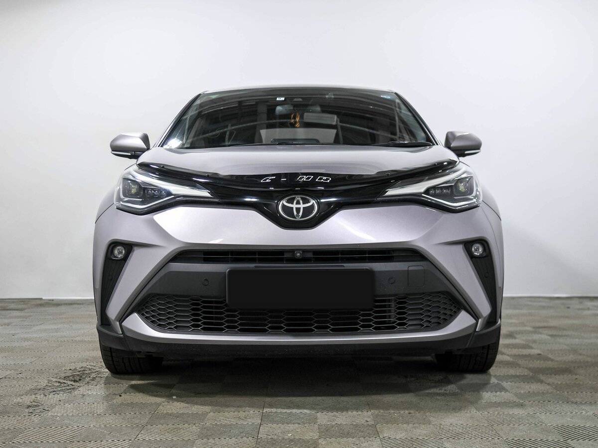Toyota C-HR с пробегом — 2020 год. Фото: #1