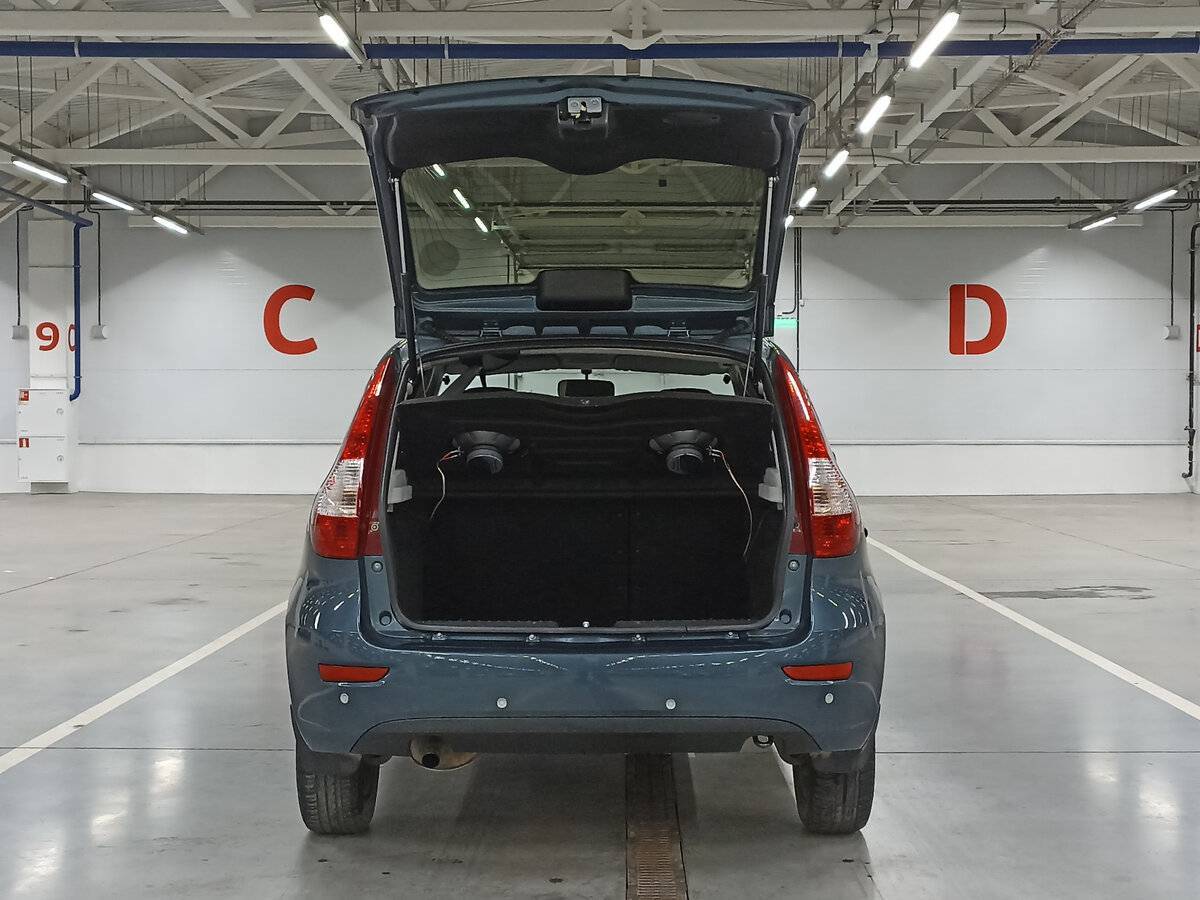 Lada (ВАЗ) Kalina с пробегом — 2014 год. Фото: #9