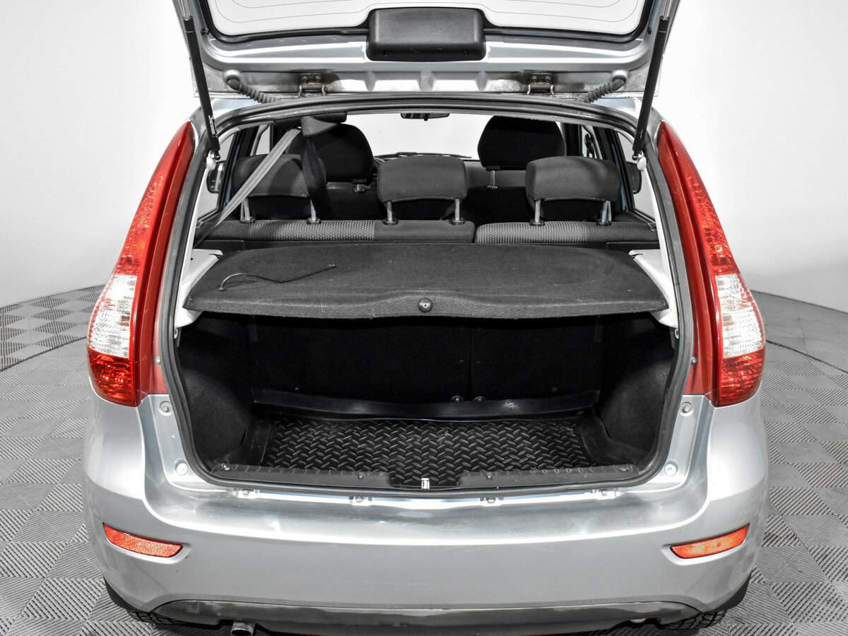 Lada (ВАЗ) Kalina с пробегом — 2013 год. Фото: #16