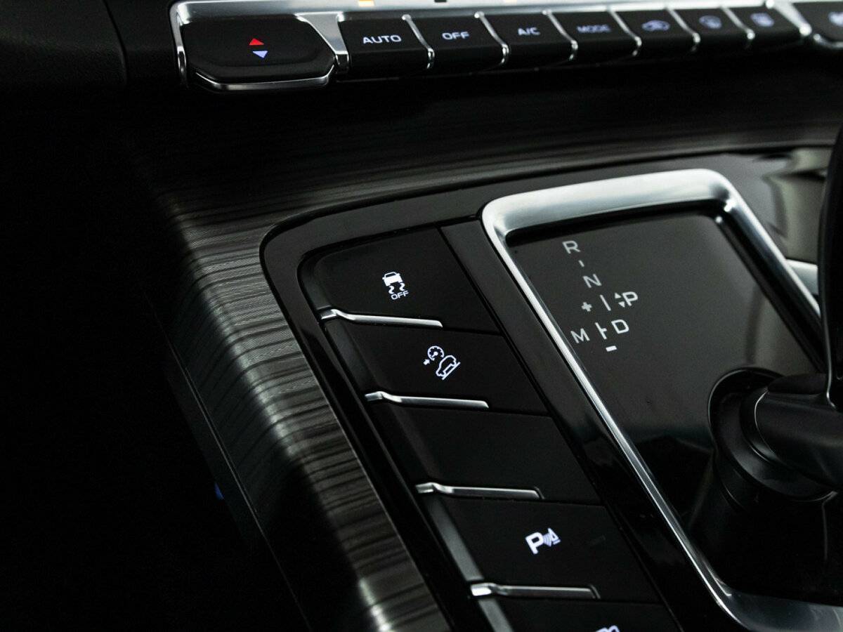 Geely Atlas Pro с пробегом — 2022 год. Фото: #20