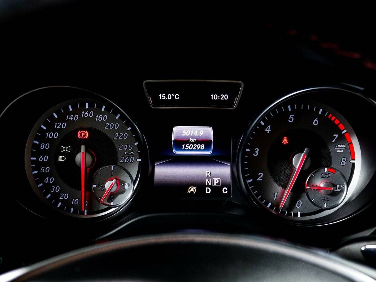 Mercedes-Benz CLA с пробегом — 2015 год. Фото: #7