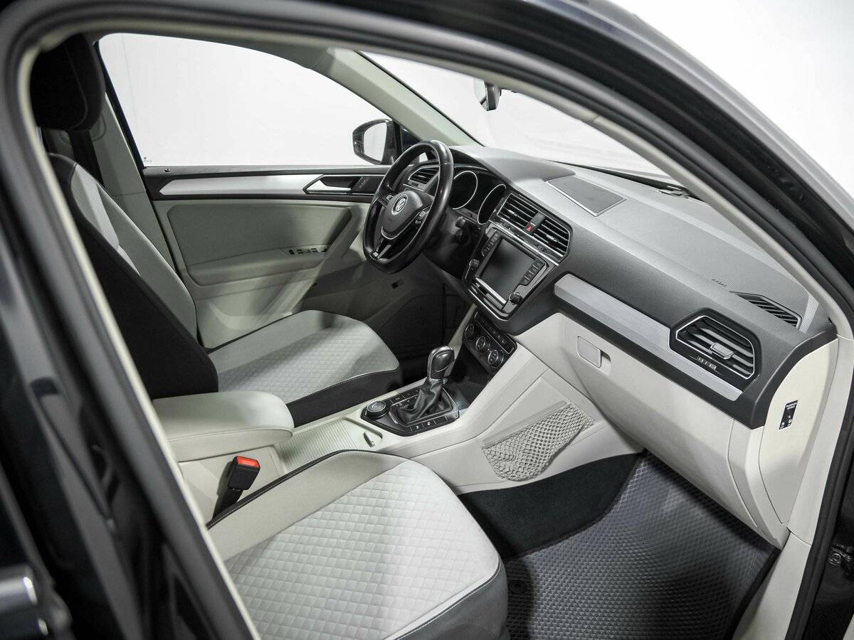 Volkswagen Tiguan с пробегом — 2017 год. Фото: #16