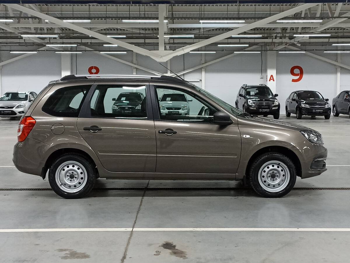 Lada (ВАЗ) Granta с пробегом — 2019 год. Фото: #3