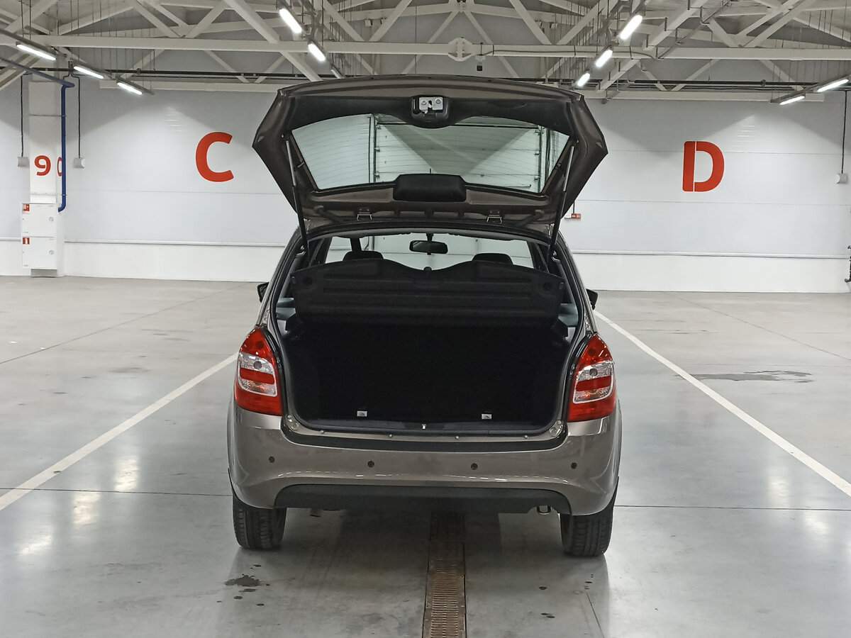 Lada (ВАЗ) Granta с пробегом — 2019 год. Фото: #9