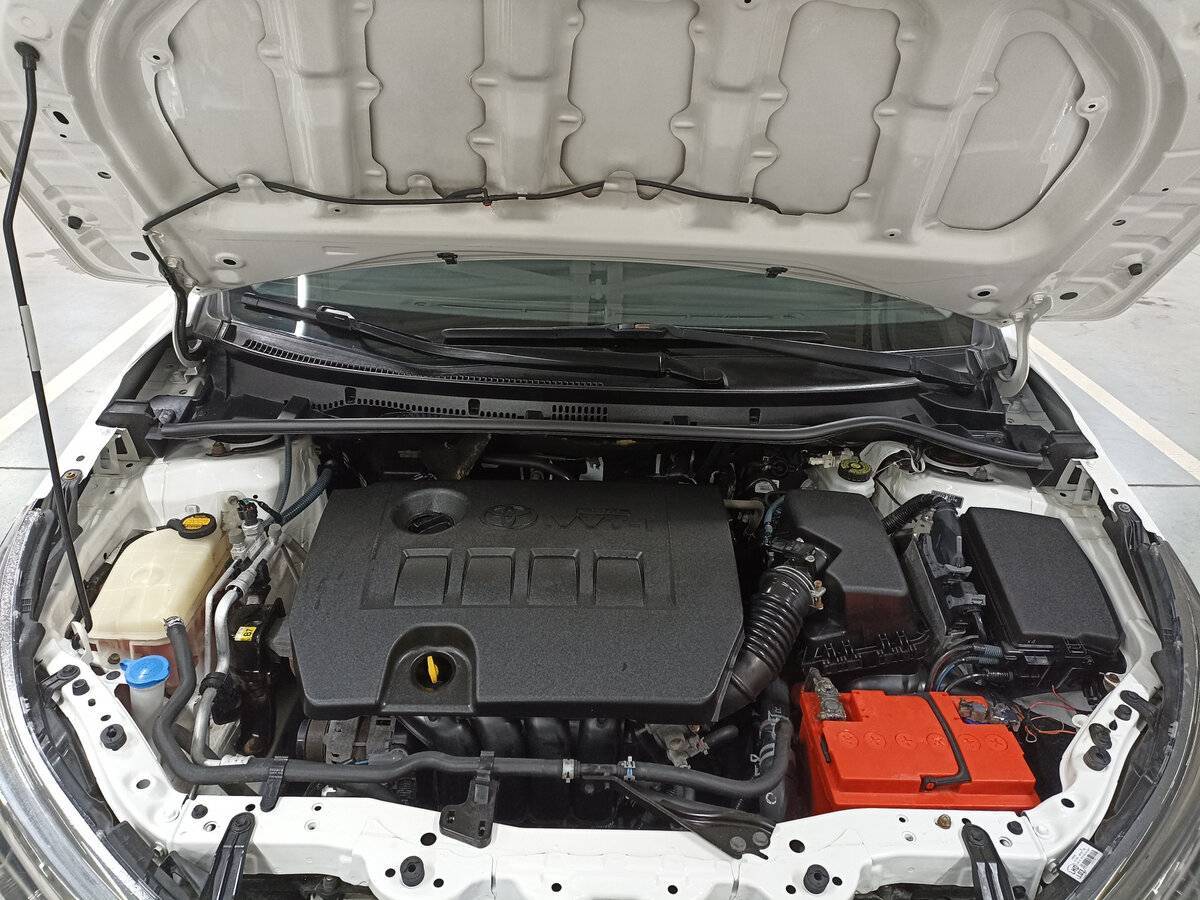 Toyota Corolla с пробегом — 2013 год. Фото: #8