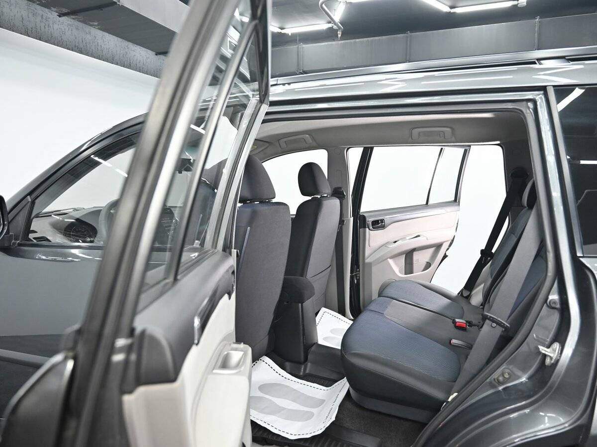 Mitsubishi Pajero Sport с пробегом — 2014 год. Фото: #13