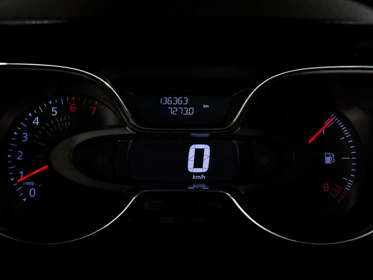 Renault Kaptur с пробегом — 2017 год. Фото: #12