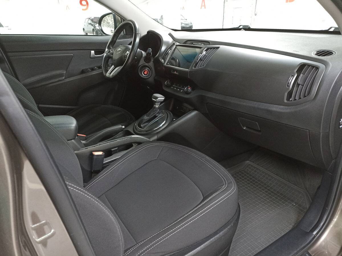 Kia Sportage с пробегом — 2013 год. Фото: #10