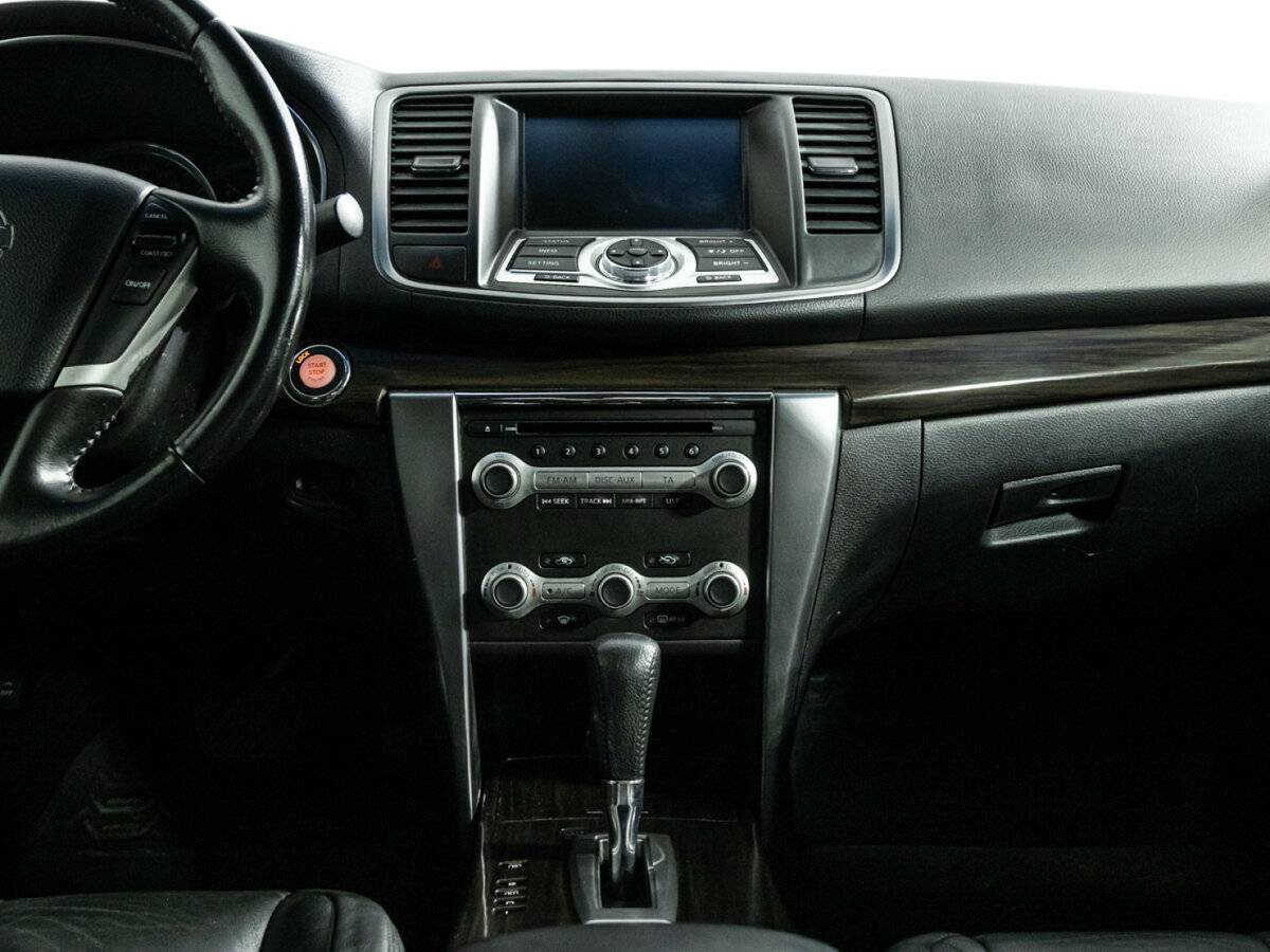 Nissan Teana с пробегом — 2012 год. Фото: #12