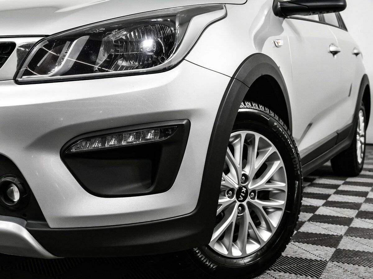 Kia Rio с пробегом — 2020 год. Фото: #13