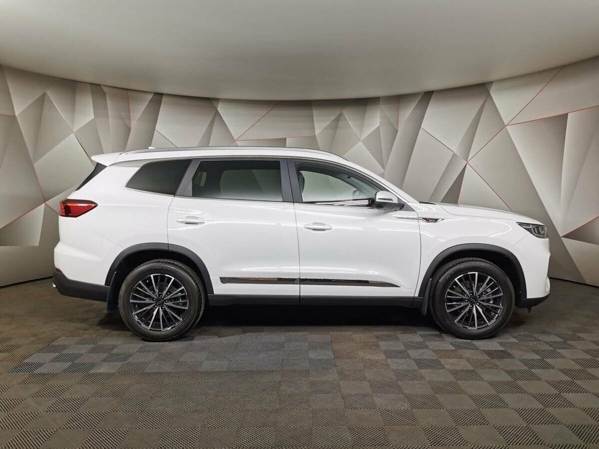 Chery Tiggo 8 Pro Max с пробегом — 2024 год. Фото: #5