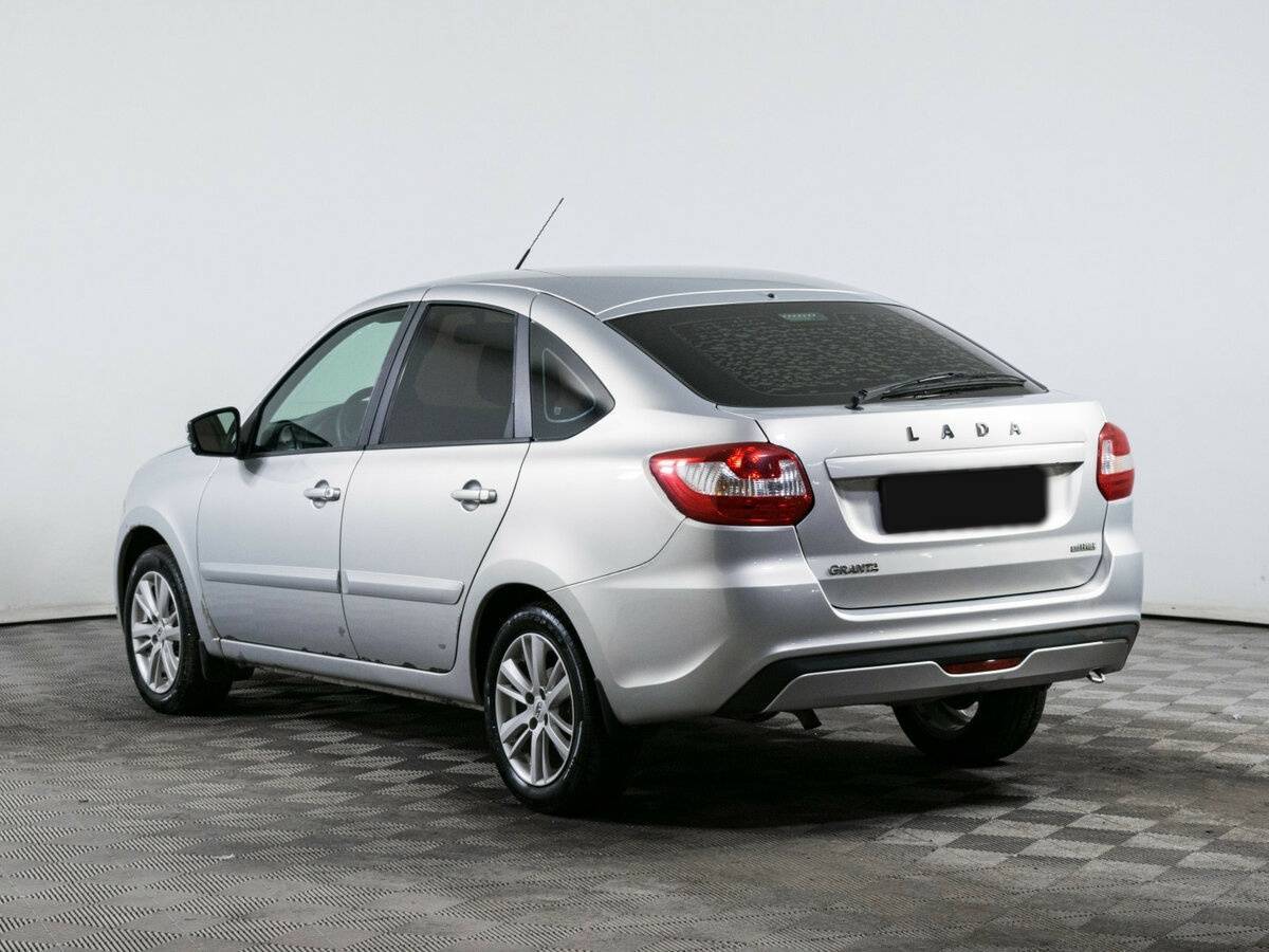 Lada (ВАЗ) Granta с пробегом — 2018 год. Фото: #5