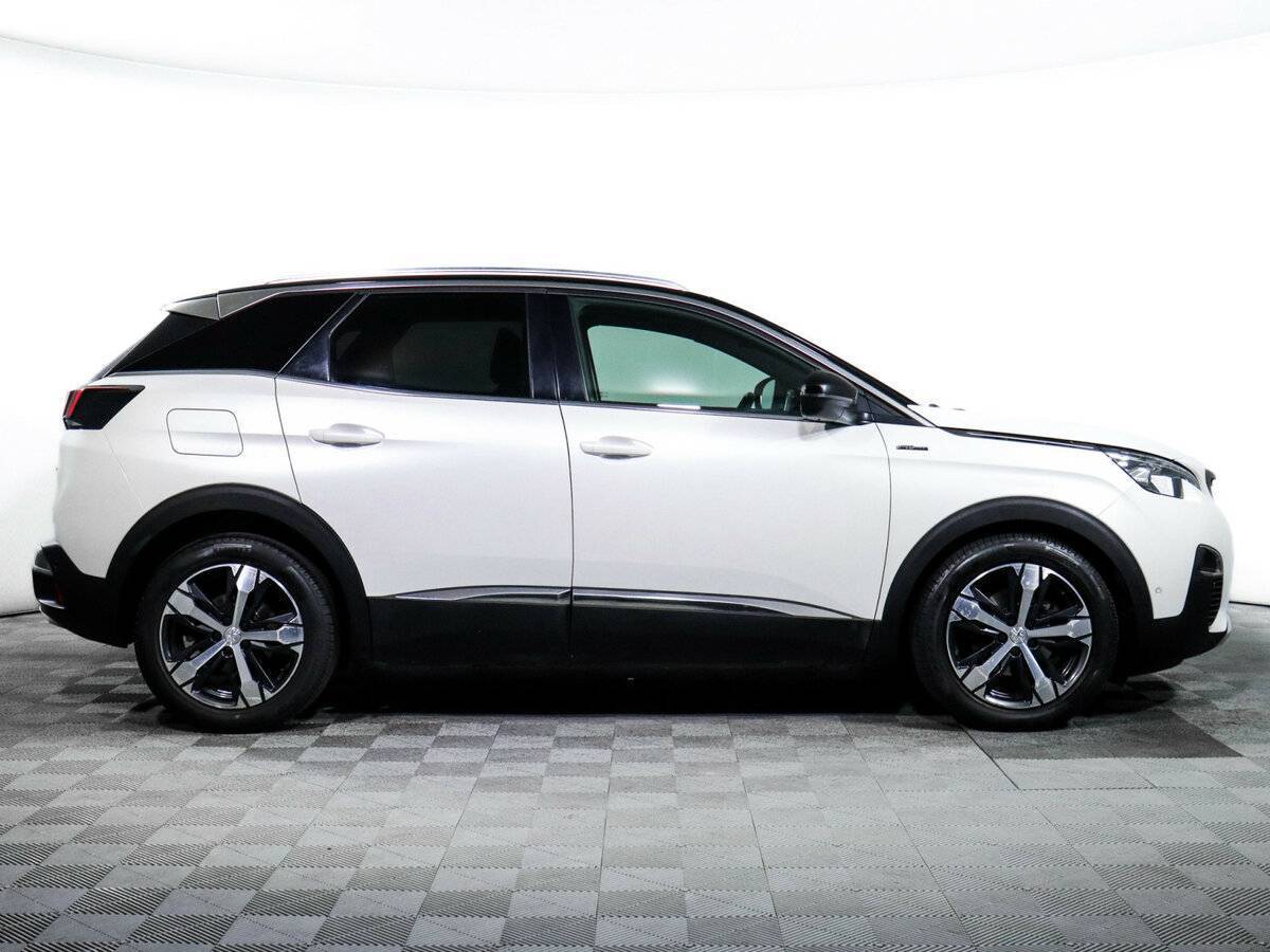 Peugeot 3008 с пробегом — 2017 год. Фото: #3