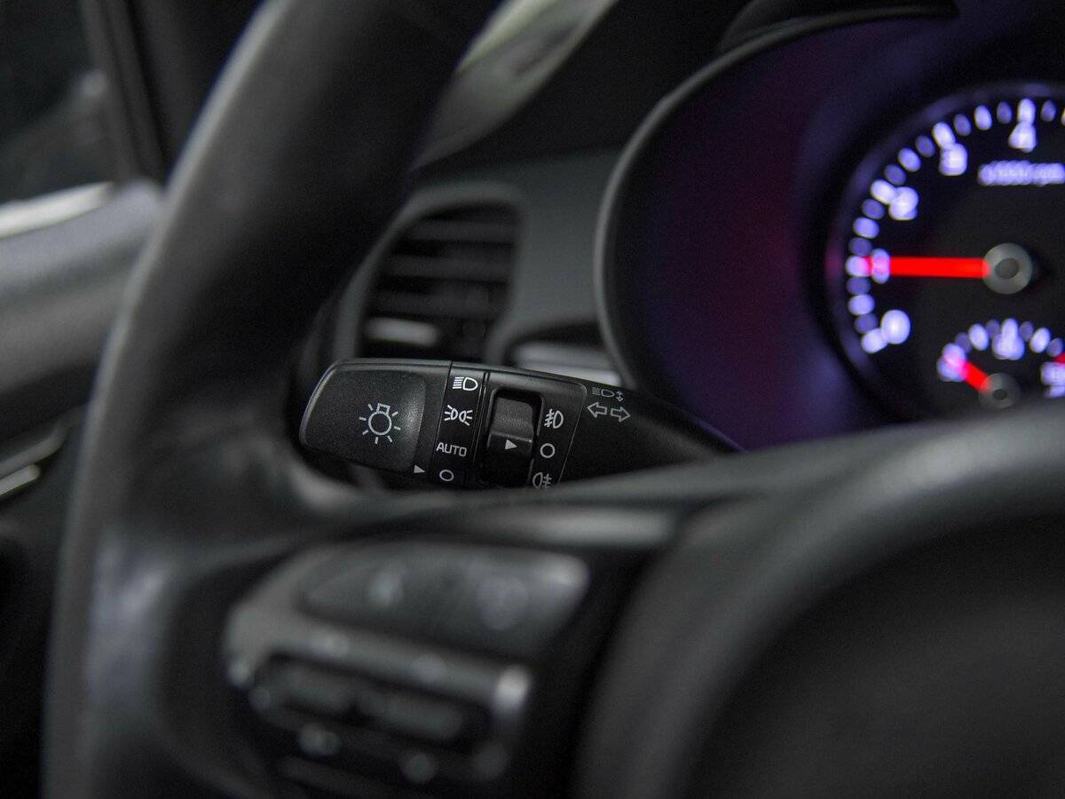 Kia Rio с пробегом — 2018 год. Фото: #7