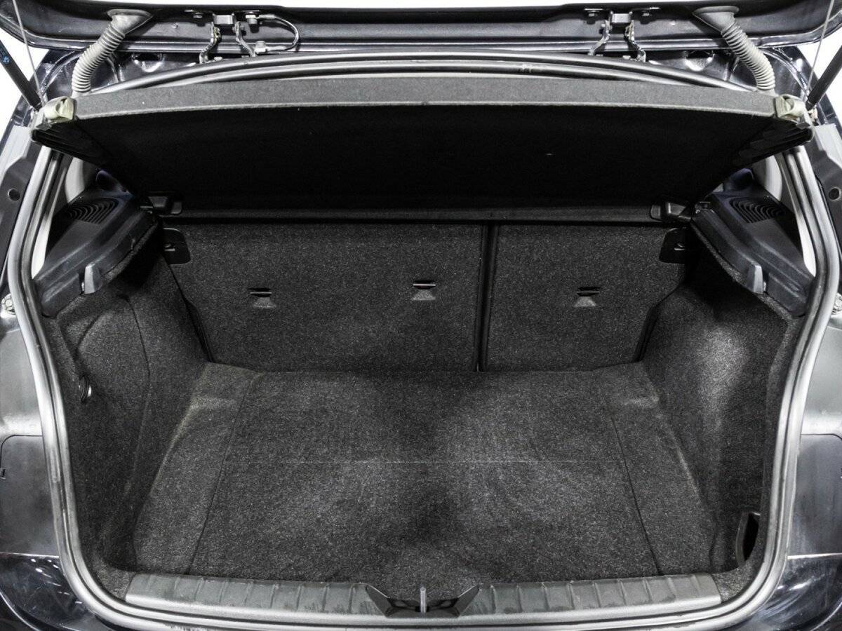 BMW 1 серии с пробегом — 2013 год. Фото: #14