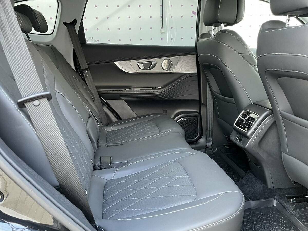 Chery Tiggo 8 Pro Max с пробегом — 2024 год. Фото: #12