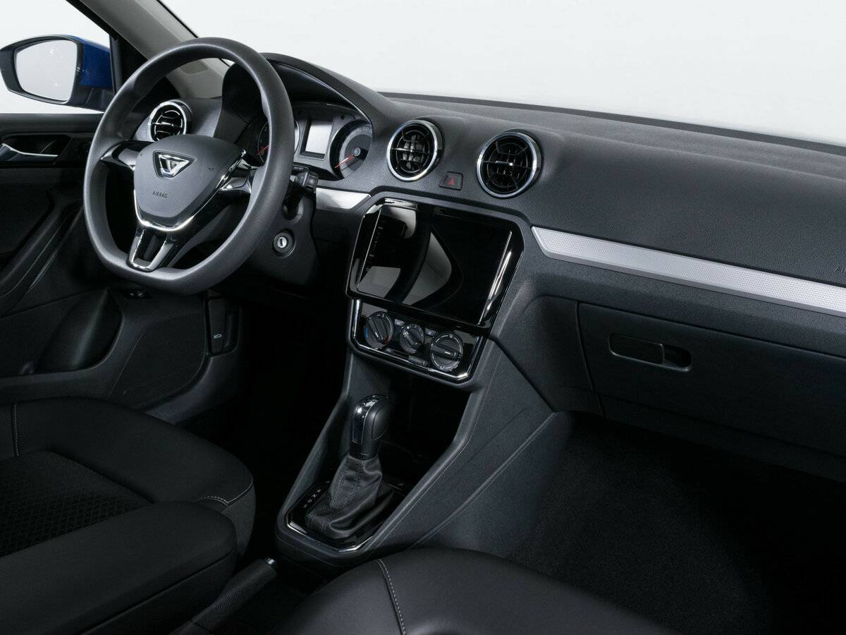 Jetta VA3 с пробегом — 2023 год. Фото: #7