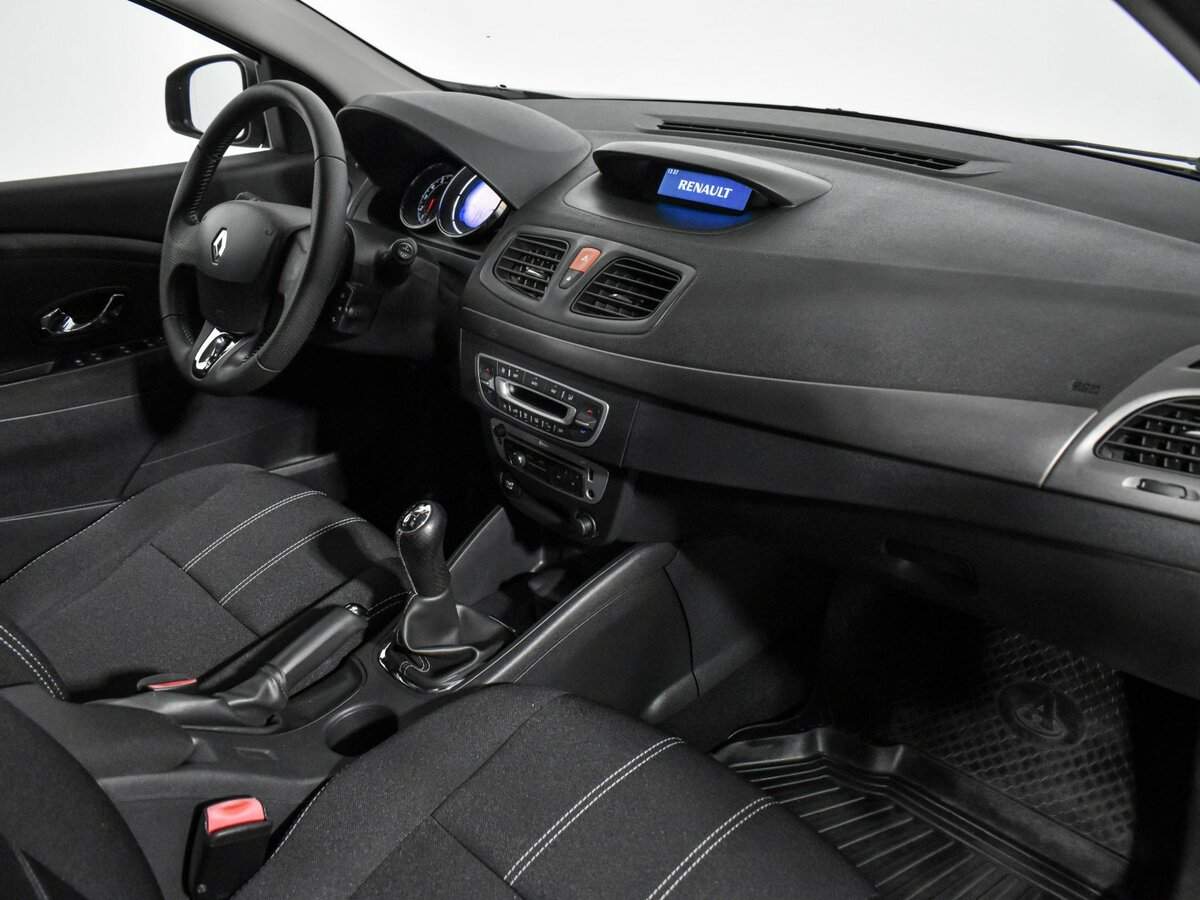 Renault Fluence с пробегом — 2013 год. Фото: #11