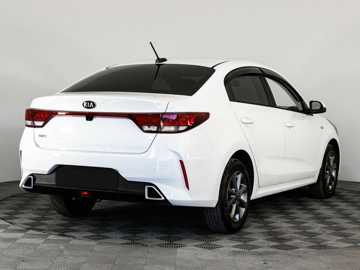 Kia Rio с пробегом — 2021 год. Фото: #5