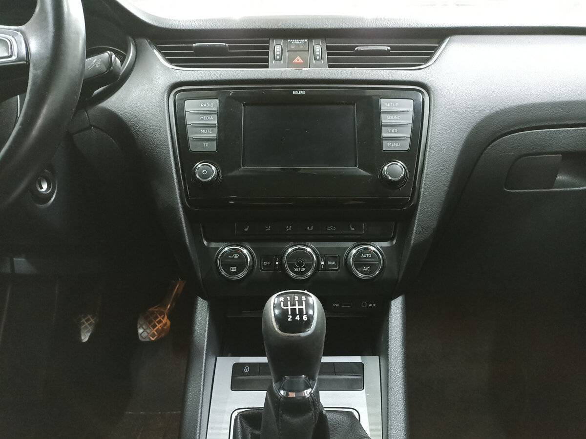 Skoda Octavia с пробегом — 2013 год. Фото: #14